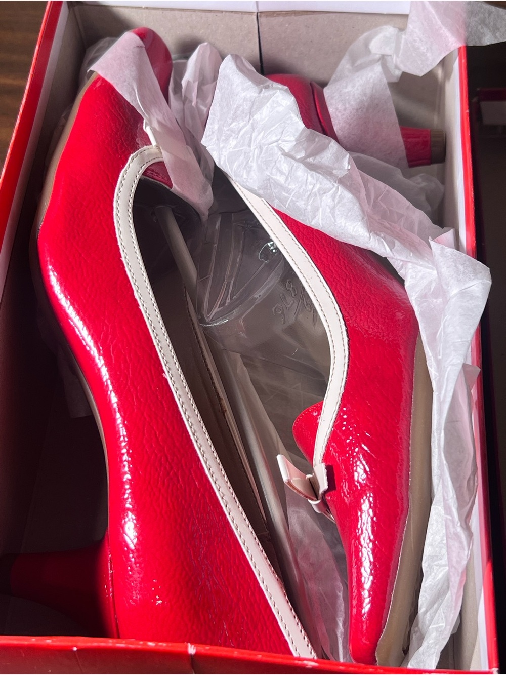 AEROSOLES Red Patent Pumps with White Trim - Picture 2 of 7